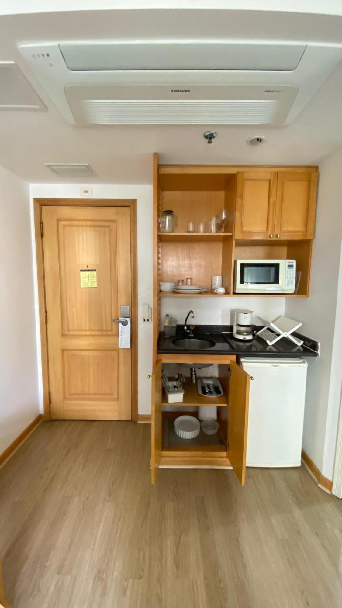 Studio Premium Pinheiros Сан-Пауло Экстерьер фото